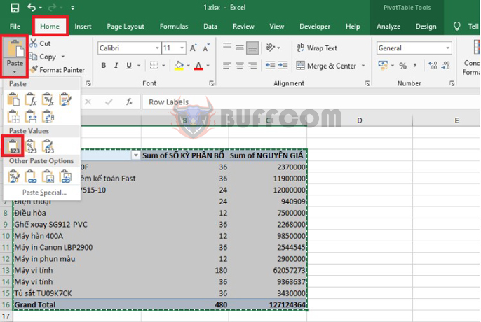 How to use PivotTable to calculate total amount and find duplicate data in Excel