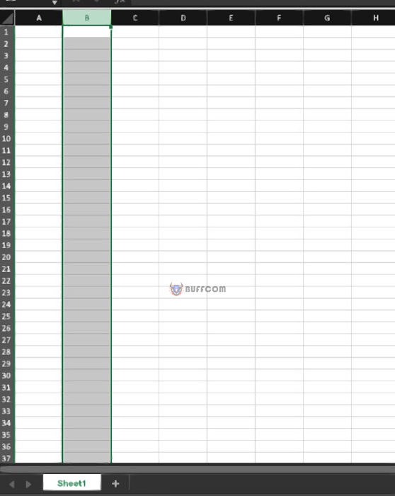 What distinguishes a row from a column in Excel?